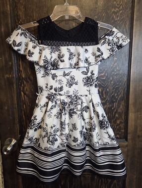 'Beautees' Girls Black & White Floral Ruffle Party Dress w/ Crochet Lace Top